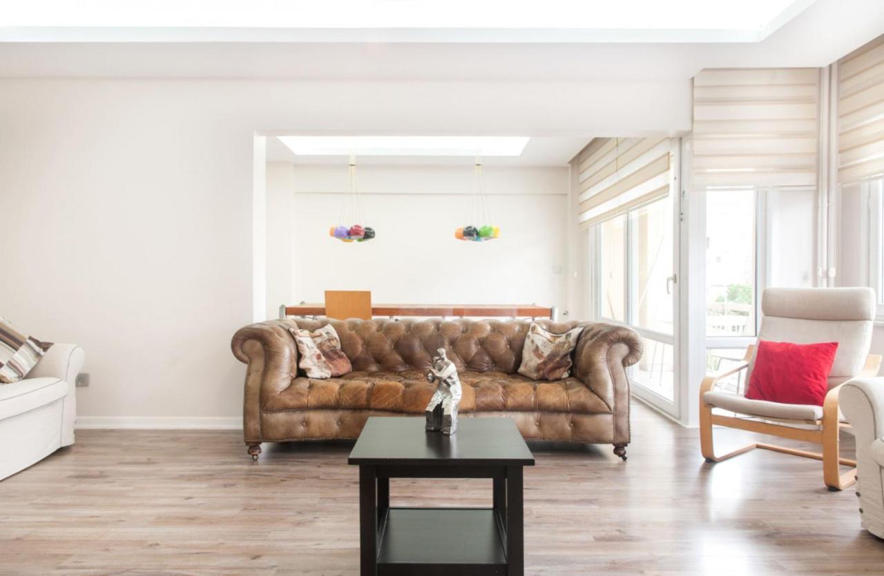 Central And Vibrant Flat With Balcony In Besiktas Κωνσταντινούπολη Εξωτερικό φωτογραφία