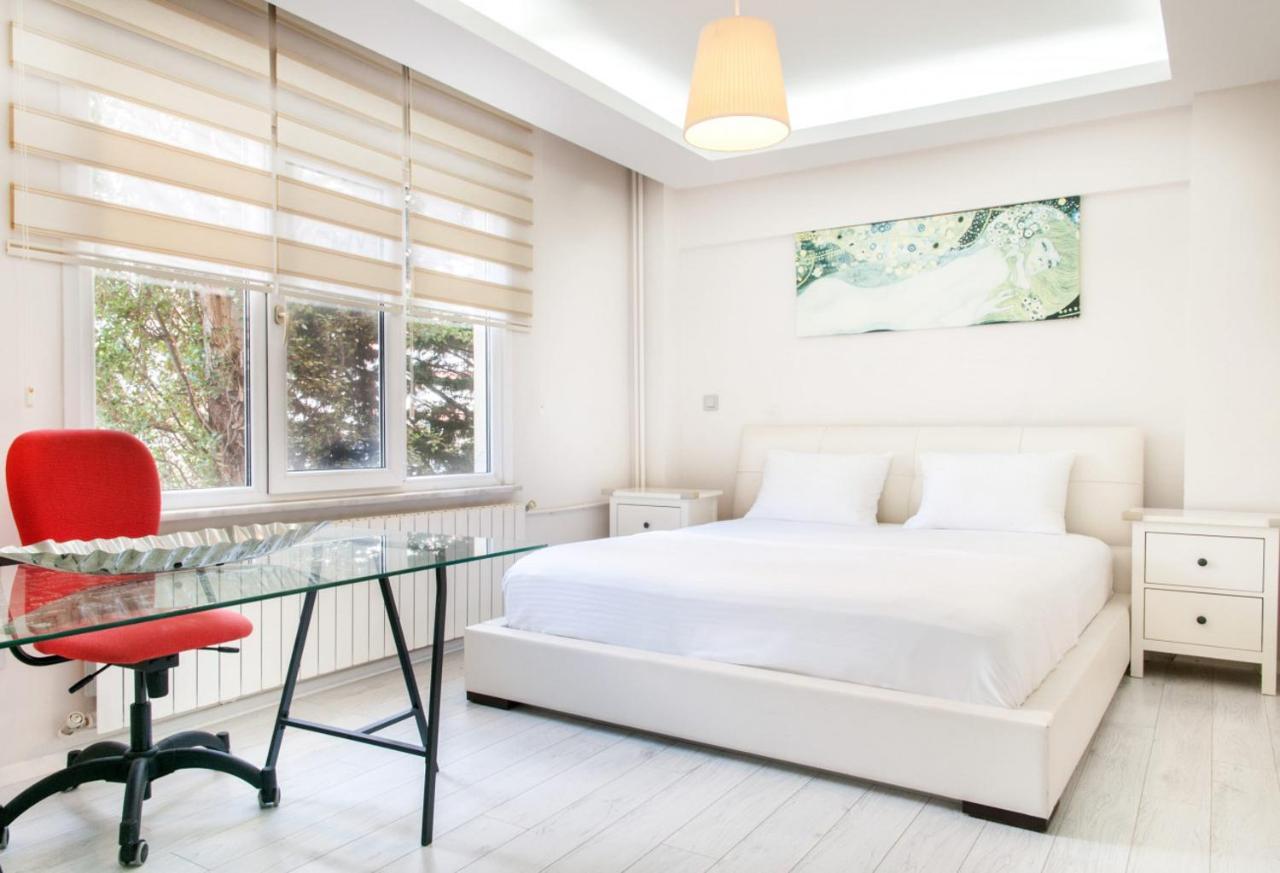 Central And Vibrant Flat With Balcony In Besiktas Κωνσταντινούπολη Εξωτερικό φωτογραφία