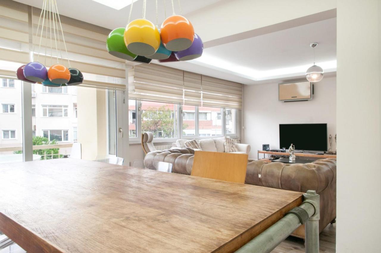 Central And Vibrant Flat With Balcony In Besiktas Κωνσταντινούπολη Εξωτερικό φωτογραφία
